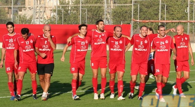 הקבוצה של אבוקסיס בתמונת ניצחון (רועי גלדסטון) הקבוצה של אבוקסיס בתמונת ניצחון (רועי גלדסטון)