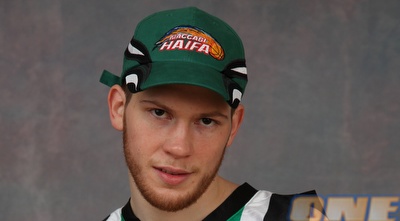 דימיטרי סליטה. נתמך ע&qout;י רוזן דימיטרי סליטה. נתמך ע&qout;י רוזן