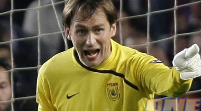 שוער קאזאן ריזאקוב. גבוה ומשרה ביטחון (רויטרס) שוער קאזאן ריזאקוב. גבוה ומשרה ביטחון (רויטרס)