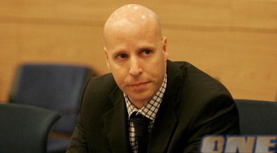 אורי שילה (אמיר לוי)
