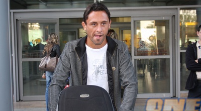 ואסקס בשדה התעופה. &qout;רוצה לקחת אליפות עם בית&qout;ר&qout; (גיא בן זיו)