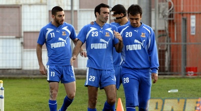 עטר בימיו בבני יהודה עם גלבאן. ישתפו פעולה שוב? (אלעד ירקון) עטר בימיו בבני יהודה עם גלבאן. ישתפו פעולה שוב? (אלעד ירקון)