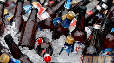 באדוויזר. יחליפו את המותג של מילר (GettyImages) באדוויזר. יחליפו את המותג של מילר (GettyImages)