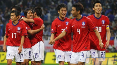 דרום קוריאה חוגגת את הניצחון מול יפן