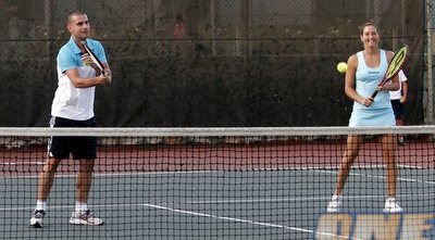 קיציס ופאר במהלך המשחק (דרור עינב) קיציס ופאר במהלך המשחק (דרור עינב)