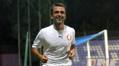 טלקיסקי חוגג את ה-0:1 של רמת גן (יניב גונן) טלקיסקי חוגג את ה-0:1 של רמת גן (יניב גונן)