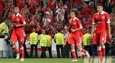 גרסיה עם (רועי גלדסטון) גרסיה עם (רועי גלדסטון)