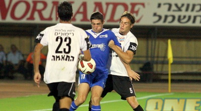 אלרואי כהן זוכה לשמירה צמודה (משה חרמון) אלרואי כהן זוכה לשמירה צמודה (משה חרמון)