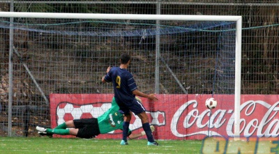 רועי דיין כובש מנקודת ה-11 (יניב גונן) רועי דיין כובש מנקודת ה-11 (יניב גונן)