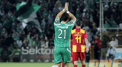 תומר חמד חוגג צמד על חשבון אשדוד (יוסי ציפקיס) תומר חמד חוגג צמד על חשבון אשדוד (יוסי ציפקיס)