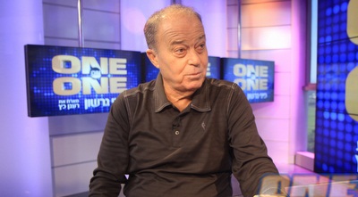 רענן כץ באולפן ONE (מיכה בננו) רענן כץ באולפן ONE (מיכה בננו)