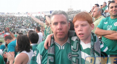 איציק עם הילד הגדול בבלמופילד ב-1:1 עם בני יהודה איציק עם הילד הגדול בבלמופילד ב-1:1 עם בני יהודה