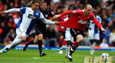 וויין רוני וג´רמיין ג´ונס (GettyImages) וויין רוני וג´רמיין ג´ונס (GettyImages)