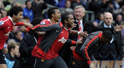 שחקני מנצ´סטר יונייטד חוגגים (רויטרס) שחקני מנצ´סטר יונייטד חוגגים (רויטרס)