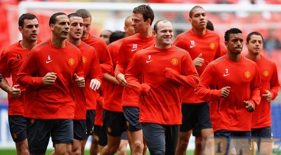 שחקני מנצ´סטר יונייטד באימון. עומדים בפני משוכה קשה (GettyImages) שחקני מנצ´סטר יונייטד באימון. עומדים בפני משוכה קשה (GettyImages)