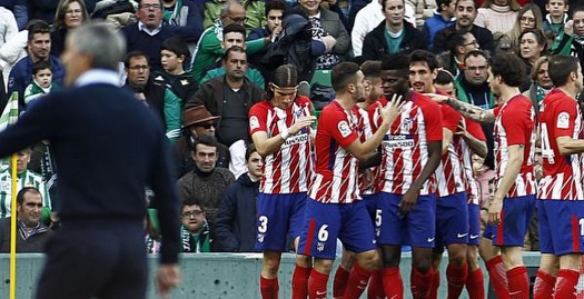 שחקני אתלטיקו מדריד חוגגים (La Liga)