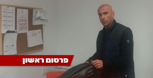 אורז את חפציו. אלדד שביט (דורון בן דור)