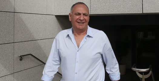 אשר אלון (שחר גרוס)