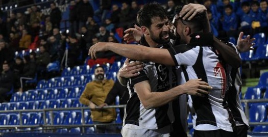 שחקני לבאנטה חוגגים (La Liga)
