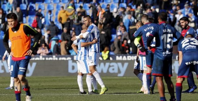 שחקני ווסקה מאוכזבים בסיום (La Liga)