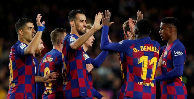שחקני ברצלונה חוגגים (La Liga)