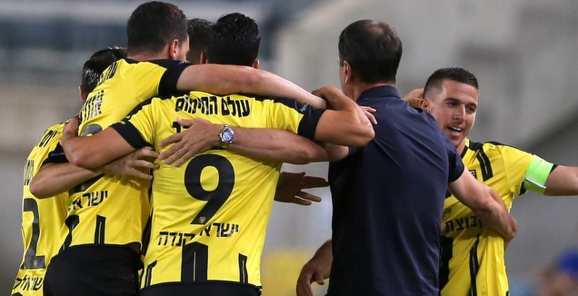 שחקני בית