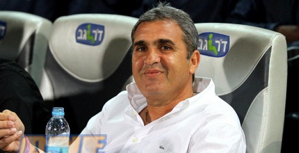 אלי כהן. יישאר בעכו לעונה נוספת (שי לוי)