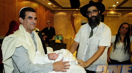 שניה לפני הטקס... אוואטש...