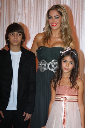 שגית רביבו עם בר ומיי