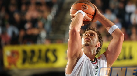 דייויד אנדרסן. בלט עם 19 נקודות ו-10 ריבאונדים (GettyImages)