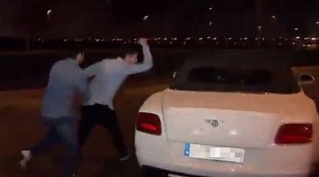 אוהד ריאל תוקף את מכוניתו של בייל. השיא של המחאה?