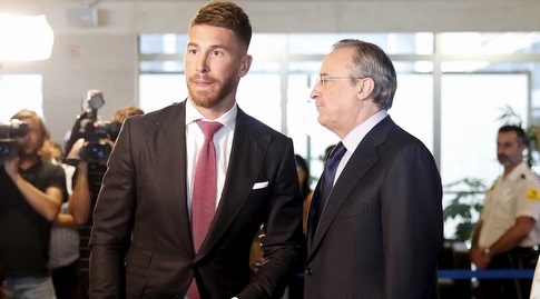 Florentino Perez with Sergio Ramos (Reuters)