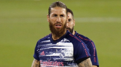סרחיו ראמוס בחימום (La Liga)