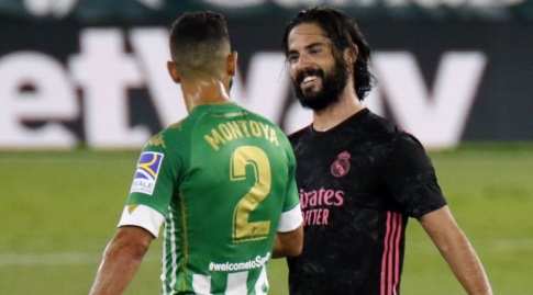 איסקו ומרטין מונטויה בסיום (La Liga)