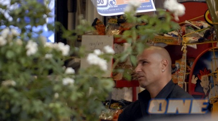 איציק זוהר. גדל על החוף של יפו
