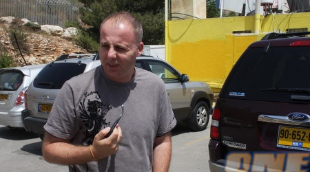 גלעד קצב. לויטה מזכיר לו את אוואט (גיא בן זיו)