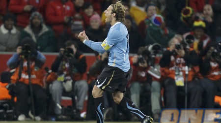 Diego Forlan Celebrates Great Equality (Reuters)