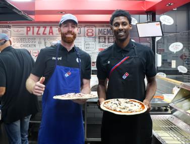 אירוע מכבי ת"א בפיצה דומינוס אירוע מכבי ת"א בפיצה דומינוס